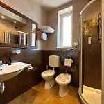 Regina 3* Grado