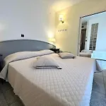 Regina Hotel