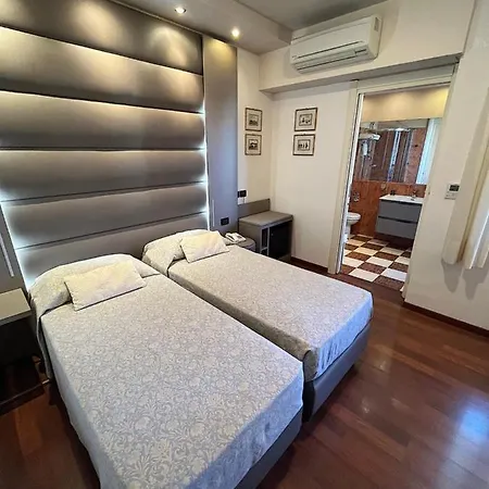 Hotel Regina 3*