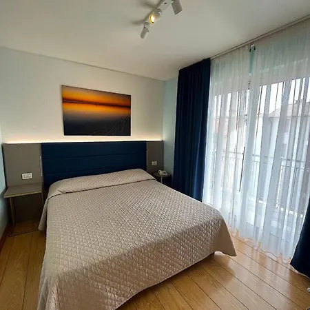Regina Hotel 3*
