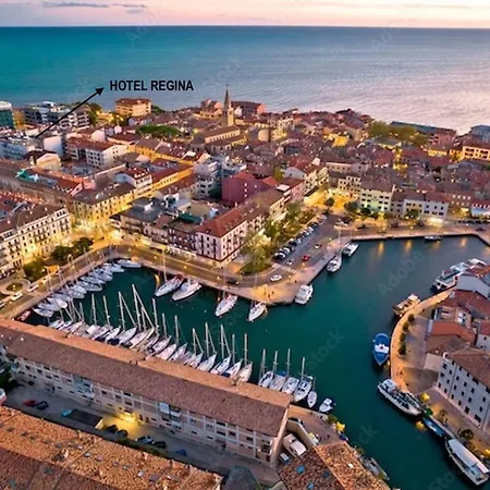 Hotel Regina 3*
