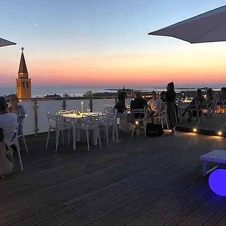 Regina Hotel
