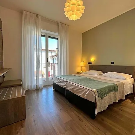 Ξενοδοχείο Regina Γκράντο