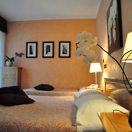 Regina Hotel